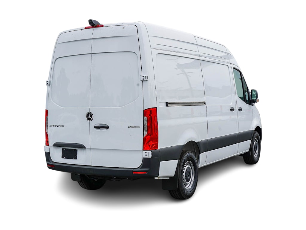 Thumbnail: 2026 Mercedes-Benz Sprinter - 16