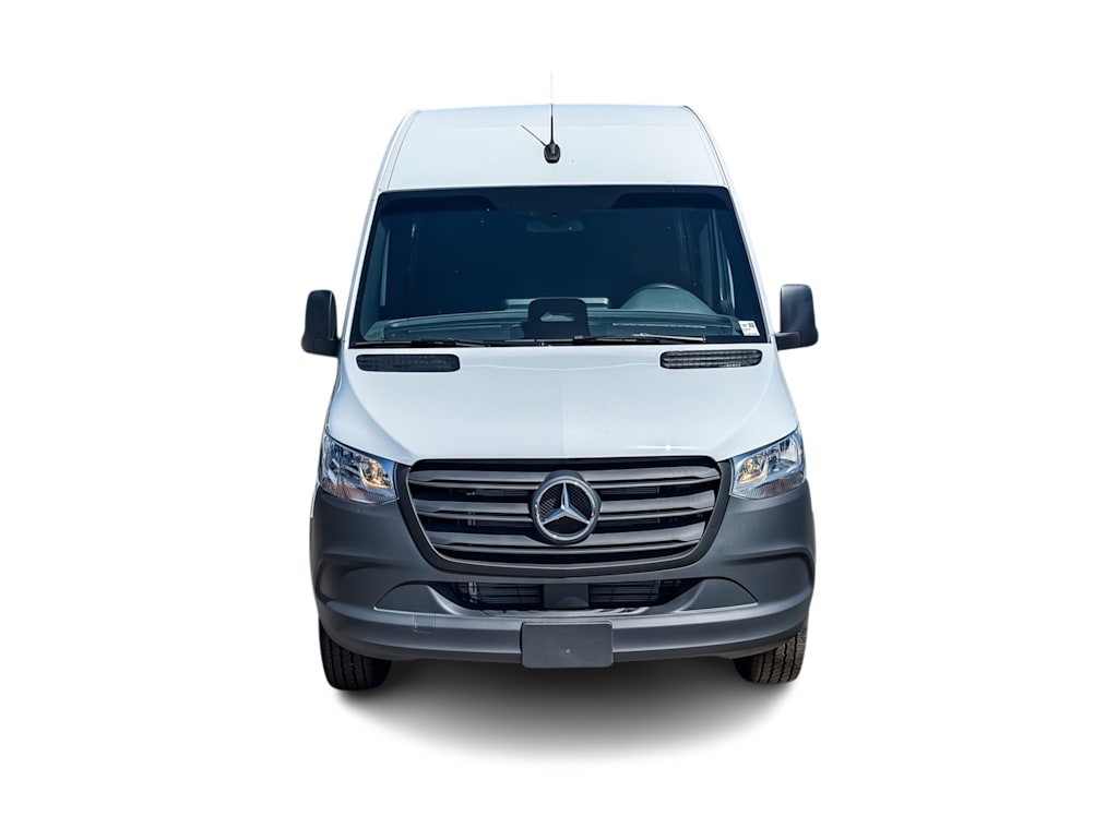 Thumbnail: 2025 Mercedes-Benz Sprinter - 3