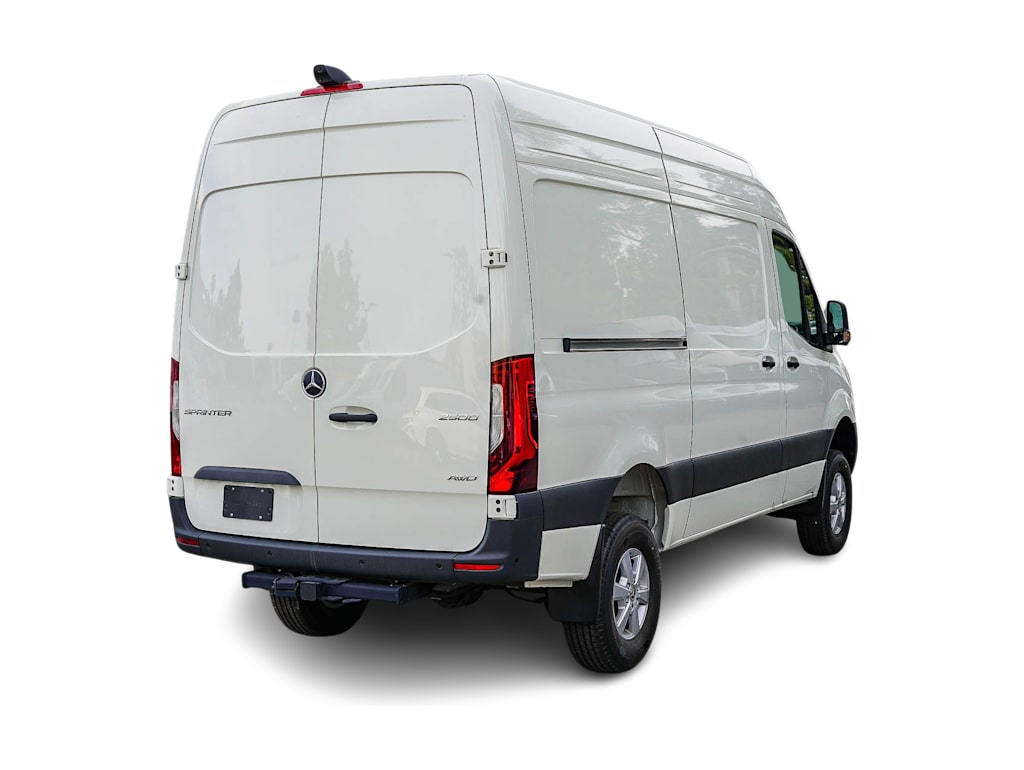 Thumbnail: 2025 Mercedes-Benz Sprinter - 18