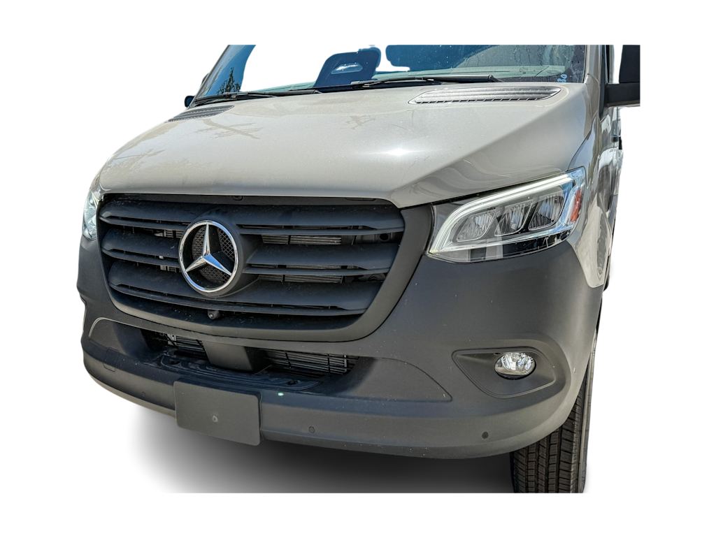 Thumbnail: 2025 Mercedes-Benz Sprinter - 19
