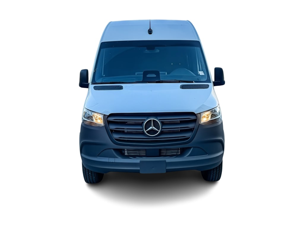 Thumbnail: 2025 Mercedes-Benz Sprinter - 3