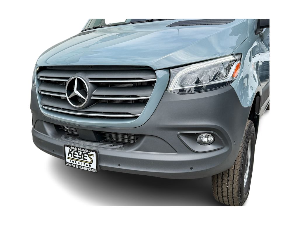 Thumbnail: 2025 Mercedes-Benz Sprinter - 20