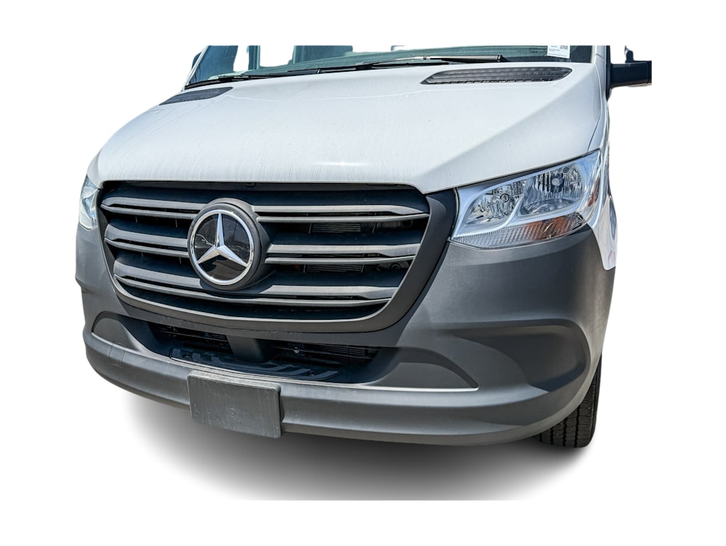 Thumbnail: 2024 Mercedes-Benz eSprinter - 21