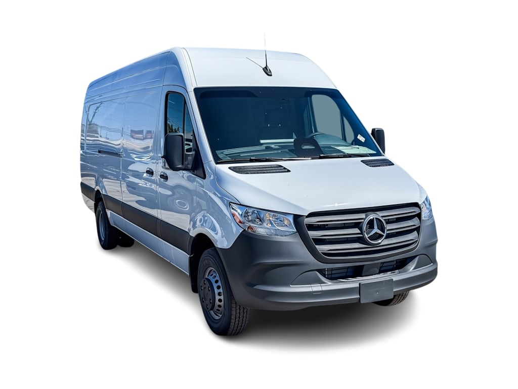 Thumbnail: 2025 Mercedes-Benz Sprinter - 14