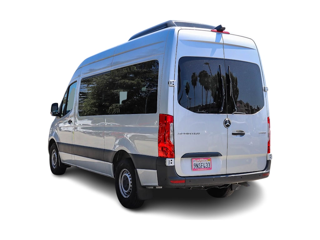 Thumbnail: 2024 Mercedes-Benz Sprinter - 3