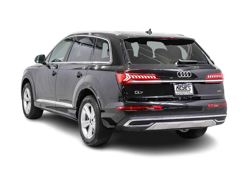 Thumbnail: 2024 Audi Q7 - 3