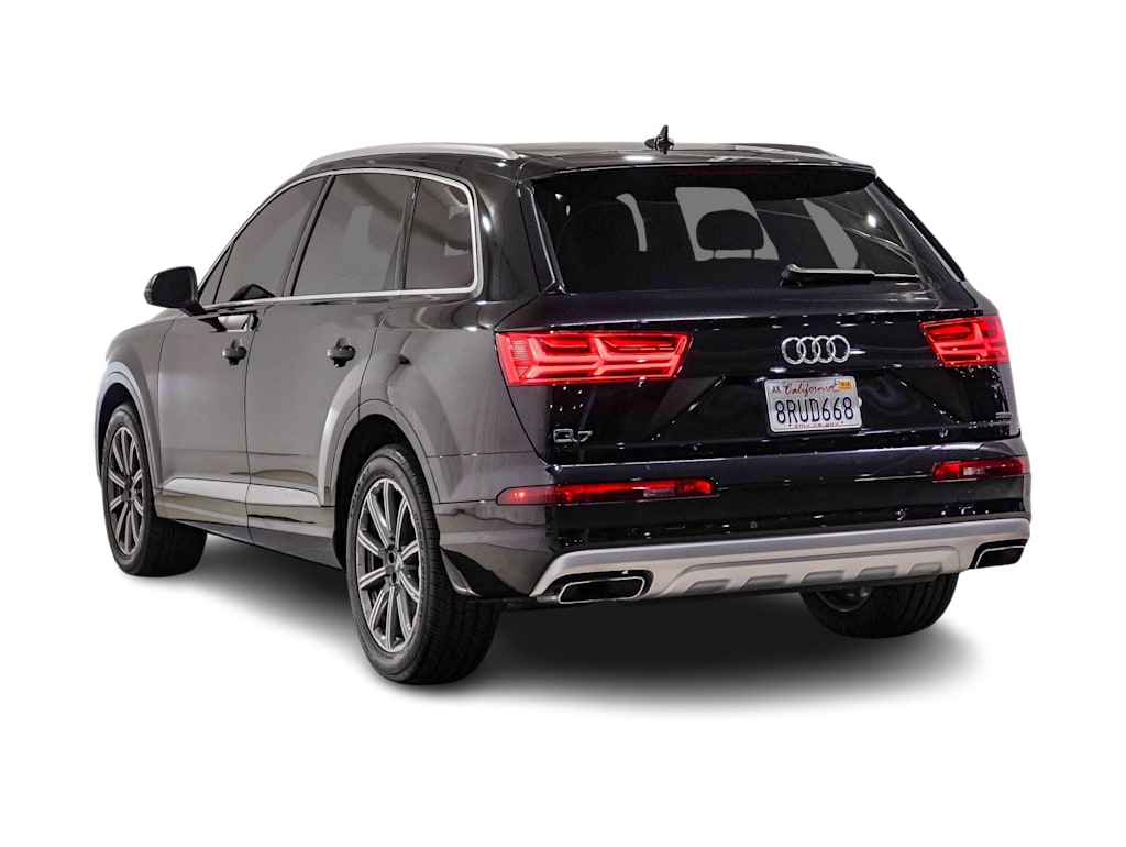 Thumbnail: 2017 Audi Q7 - 3