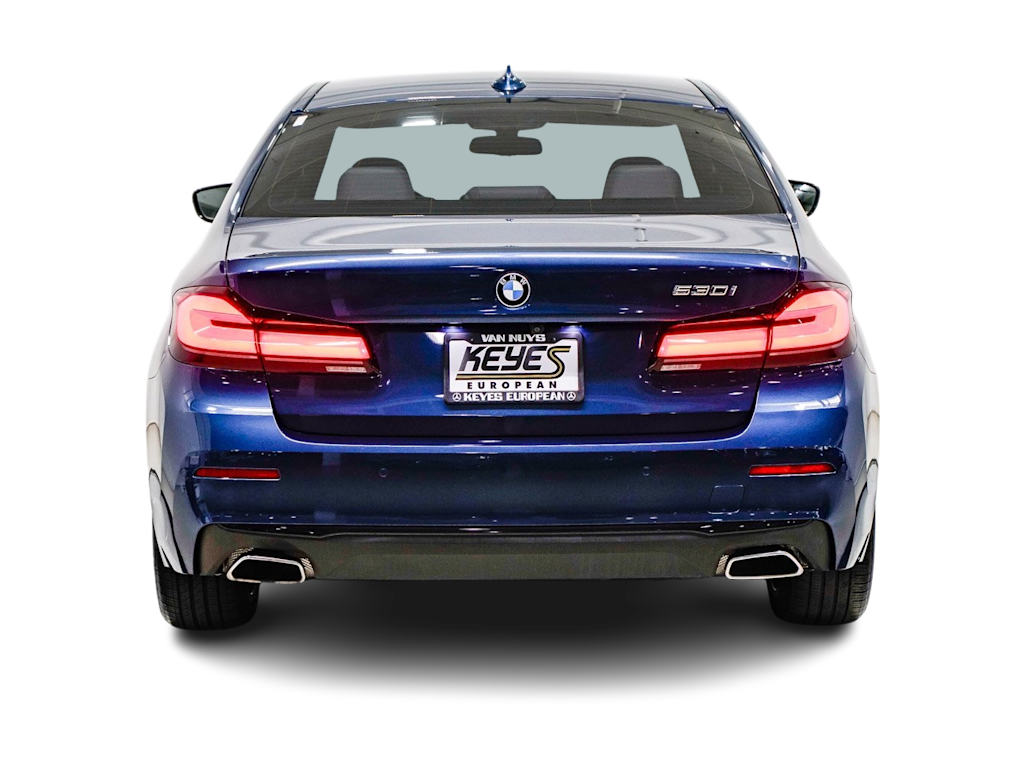 Thumbnail: 2023 BMW 5 Series - 4
