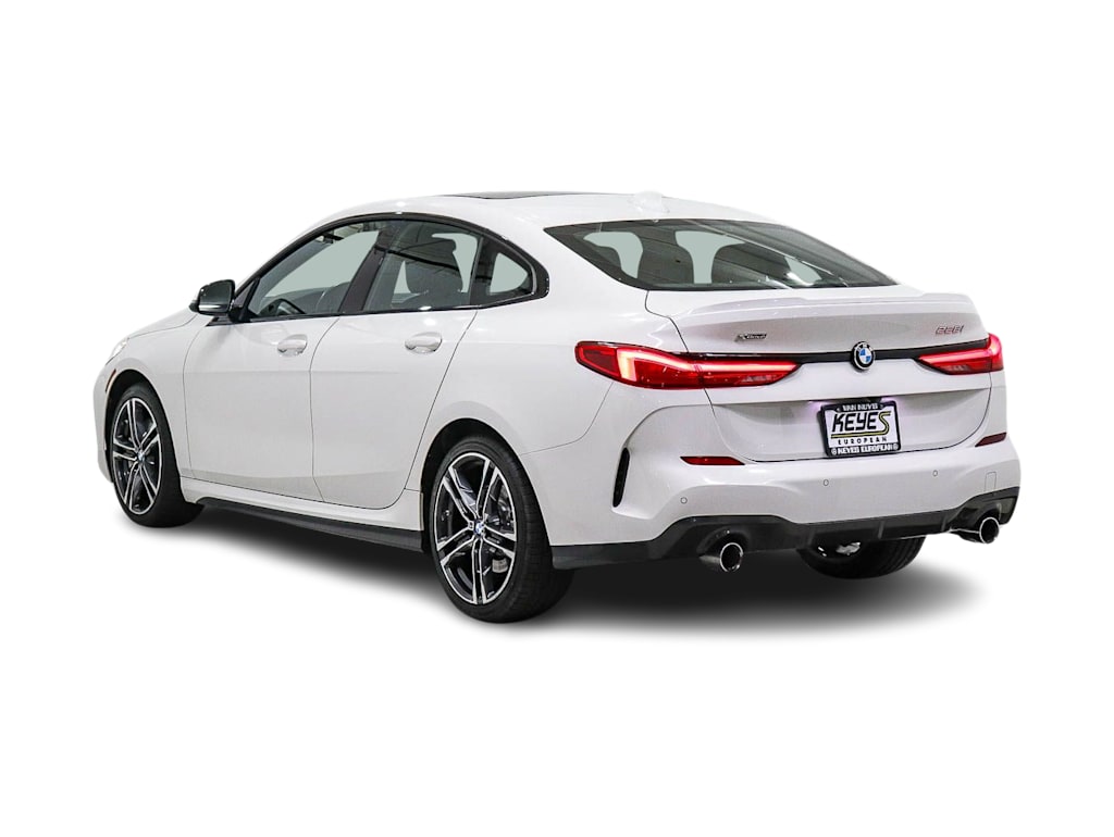 Thumbnail: 2024 BMW 2 Series - 3