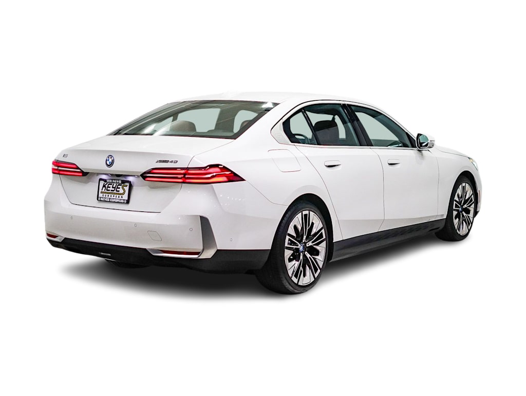 Thumbnail: 2025 BMW i5 - 17