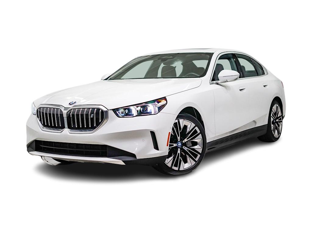 Used 2025 BMW i5 40 with VIN WBY13HG04SCT01032 for sale in West Allis, WI