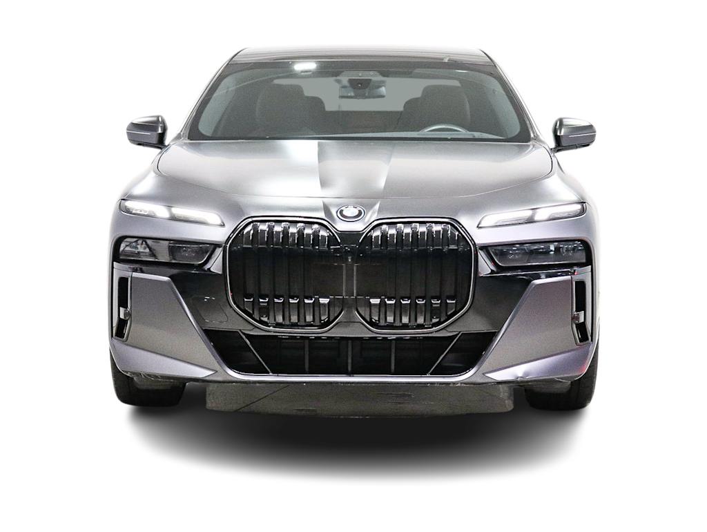 Thumbnail: 2025 BMW i7 - 17