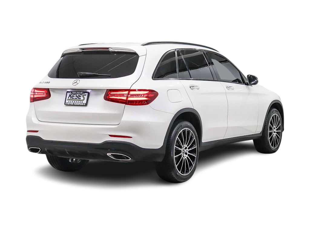 Thumbnail: 2018 Mercedes-Benz GLC - 16