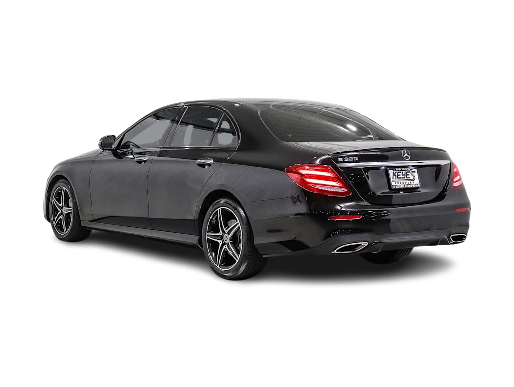 Thumbnail: 2019 Mercedes-Benz E-Class - 3