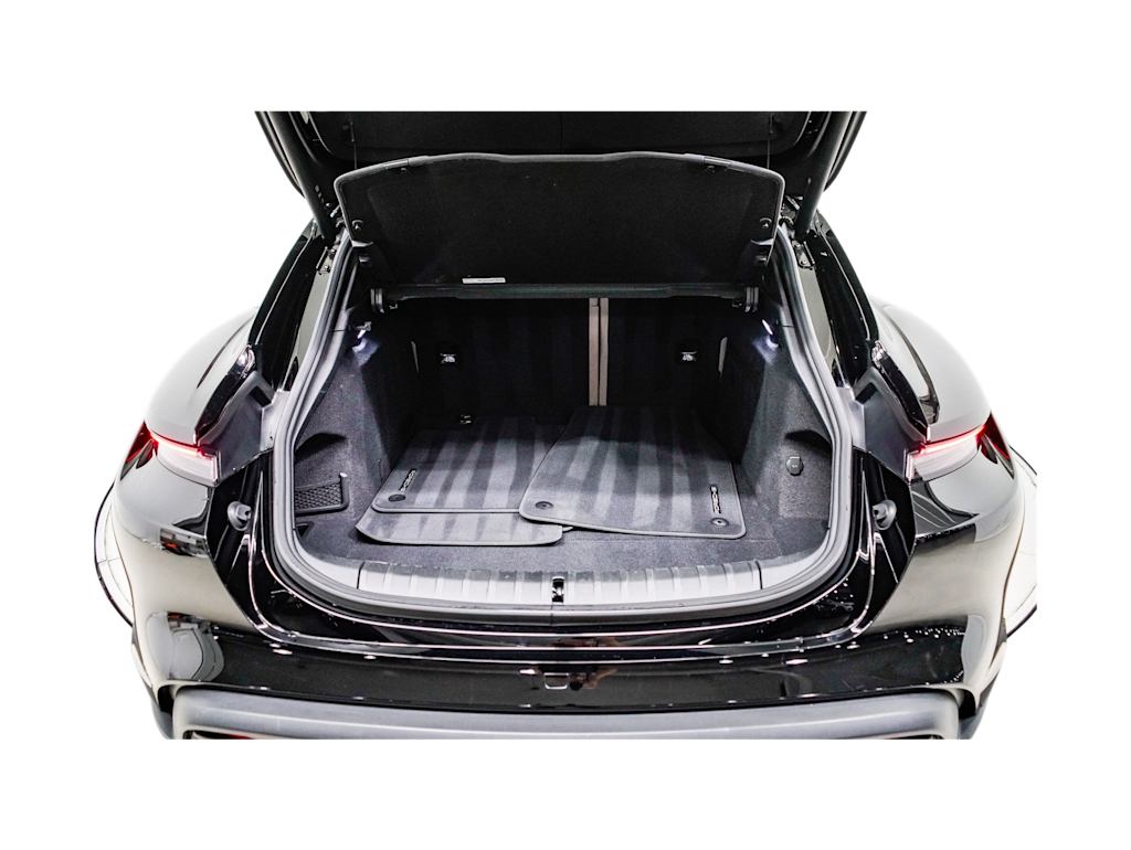 Thumbnail: 2023 Porsche Taycan - 16