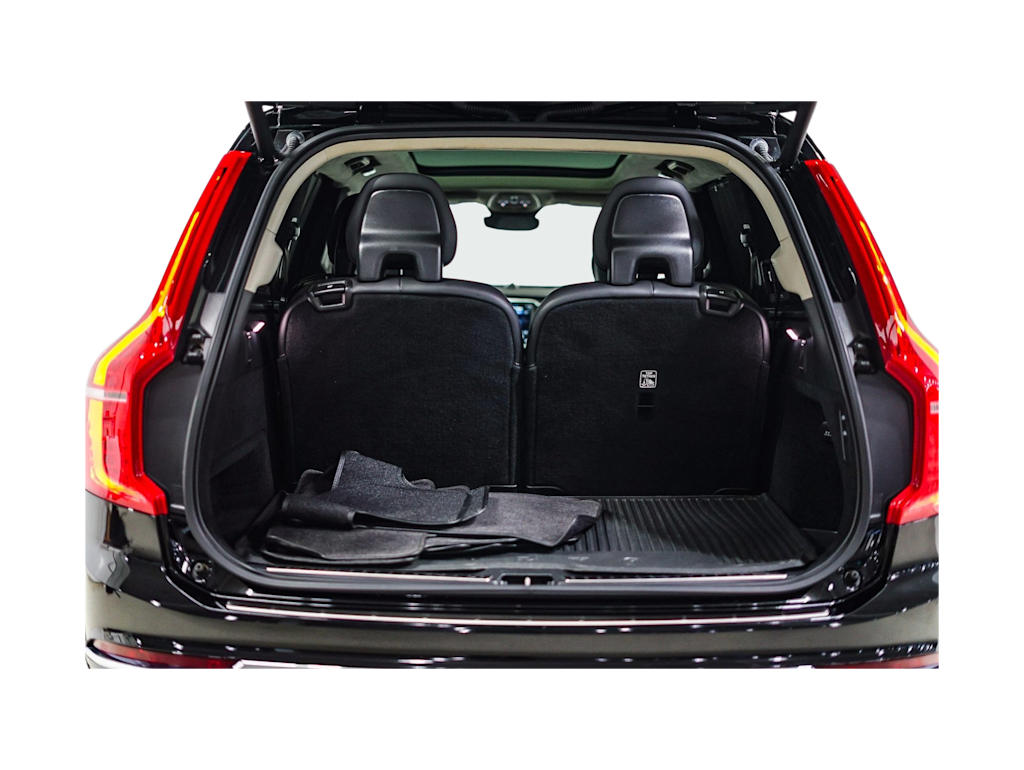 Thumbnail: 2023 Volvo XC90 - 17