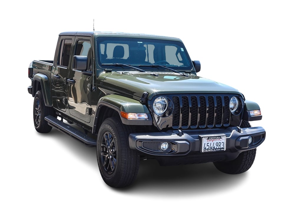Thumbnail: 2022 Jeep Gladiator - 17