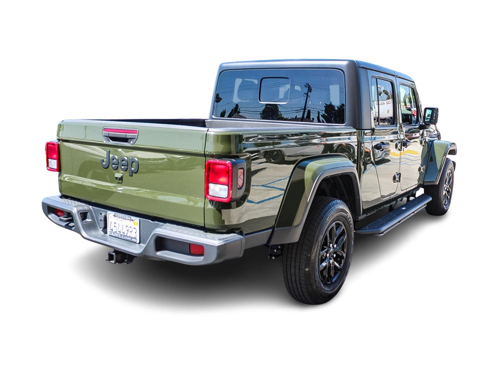 Thumbnail: 2022 Jeep Gladiator - 18
