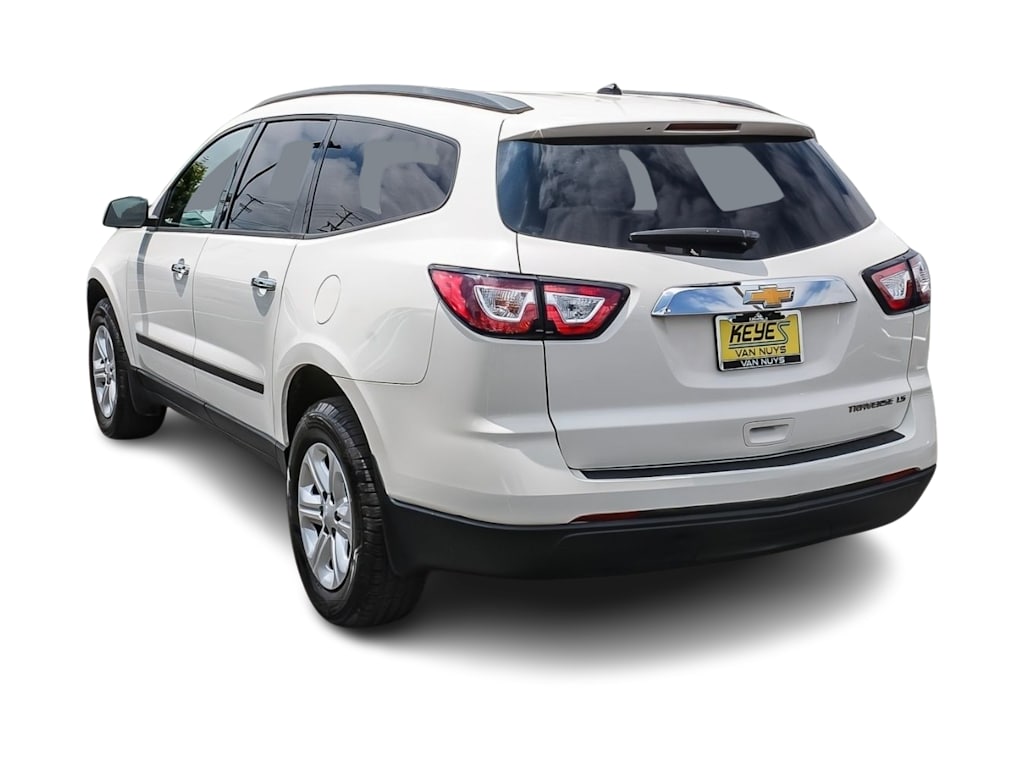 Thumbnail: 2015 Chevrolet Traverse - 3
