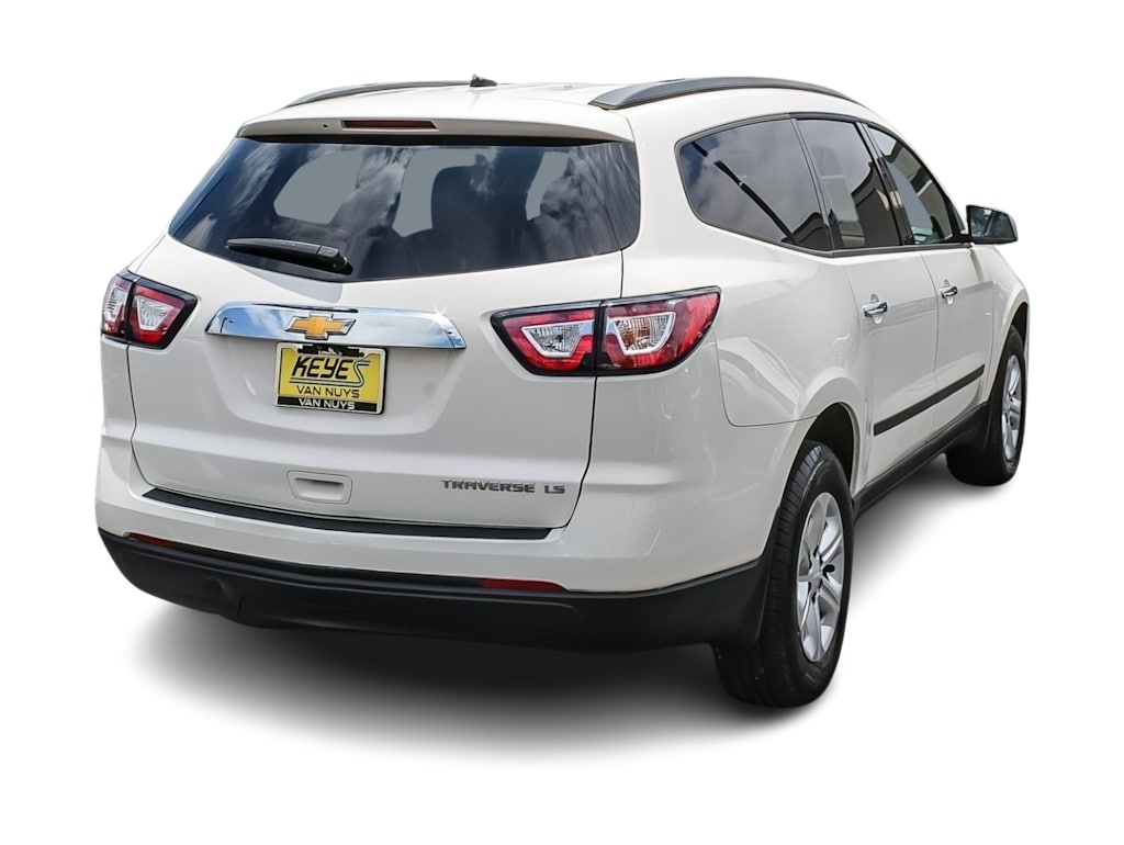 Thumbnail: 2015 Chevrolet Traverse - 19