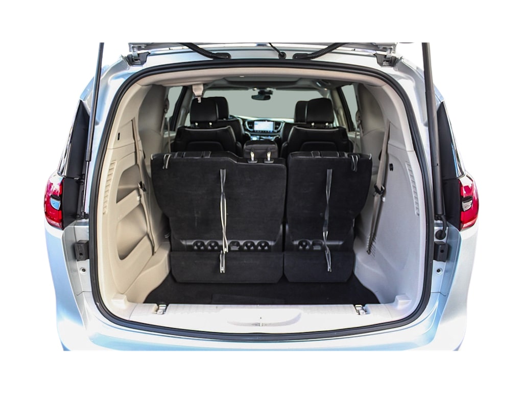 Thumbnail: 2023 Chrysler Pacifica - 16