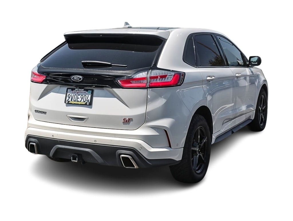 Thumbnail: 2019 Ford Edge - 18