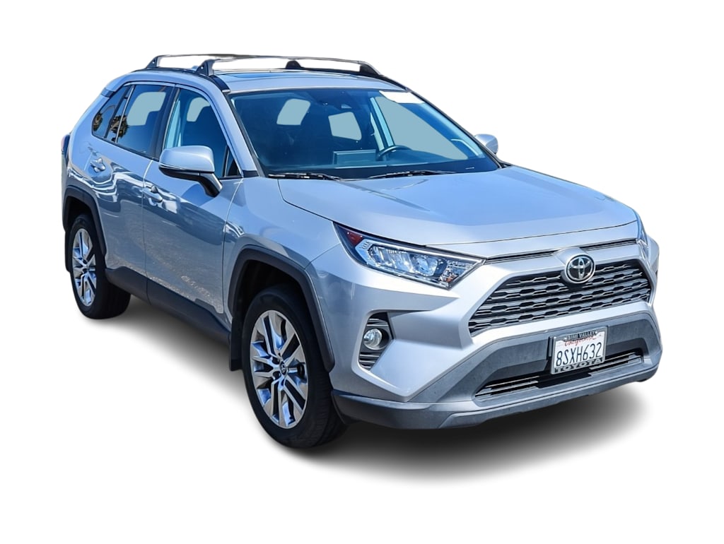 Thumbnail: 2020 Toyota RAV4 - 17