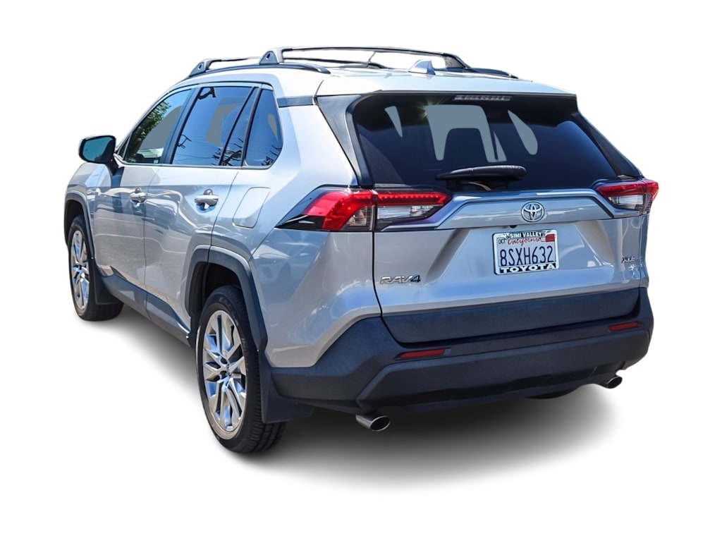 Thumbnail: 2020 Toyota RAV4 - 3