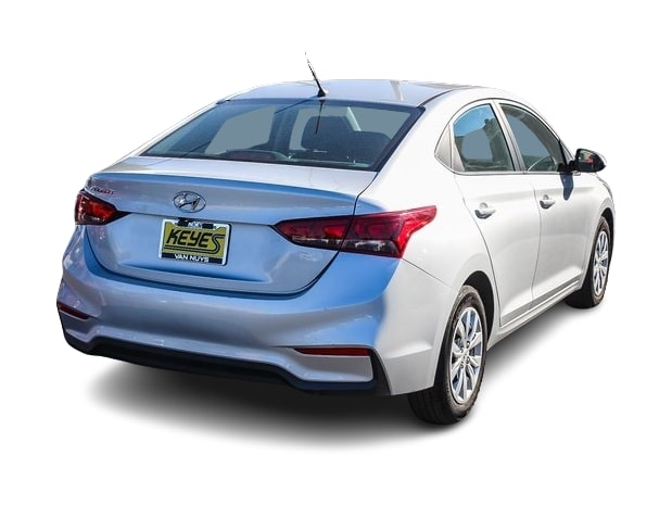 2021 Hyundai Accent SE 19