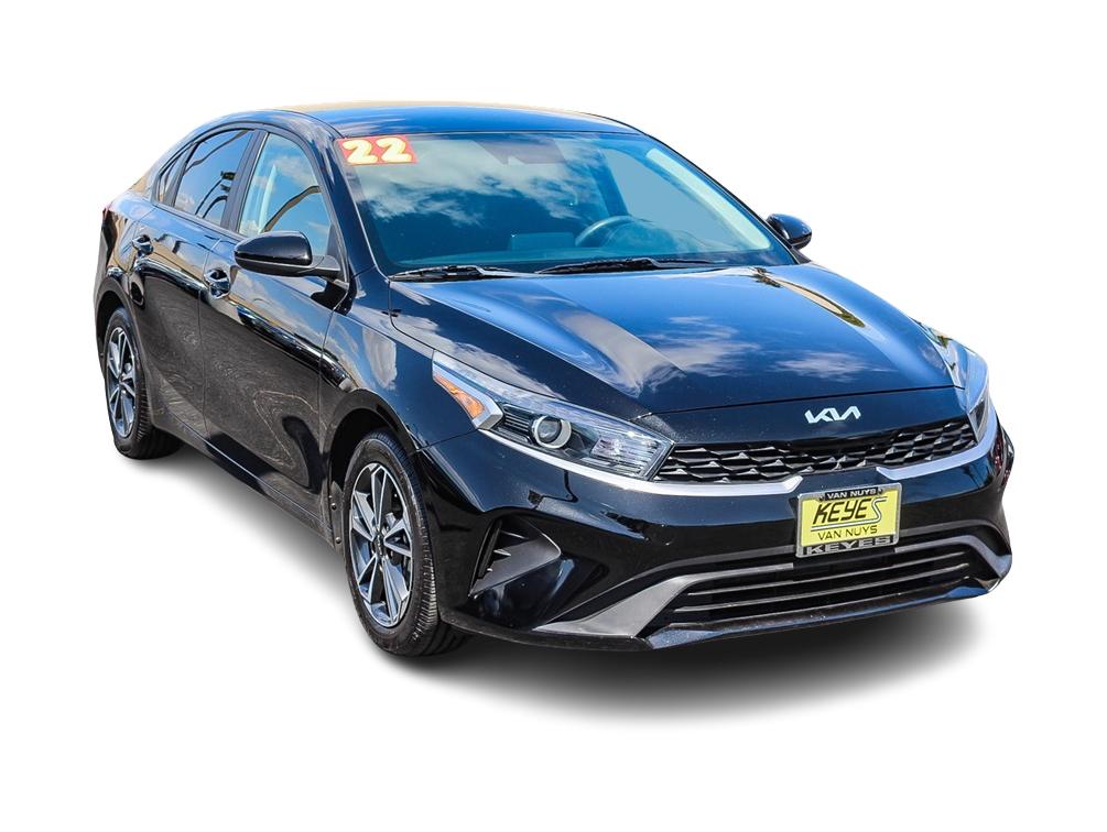 2022 Kia Forte LXS 18