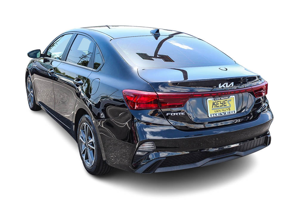 2022 Kia Forte LXS 3