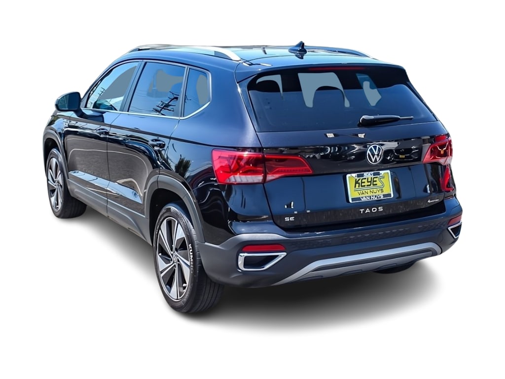 Thumbnail: 2023 Volkswagen Taos - 3