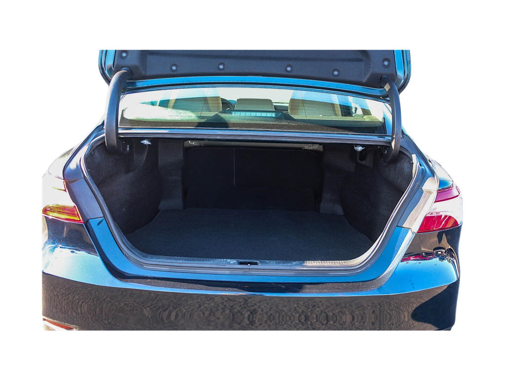 Thumbnail: 2019 Toyota Camry - 17