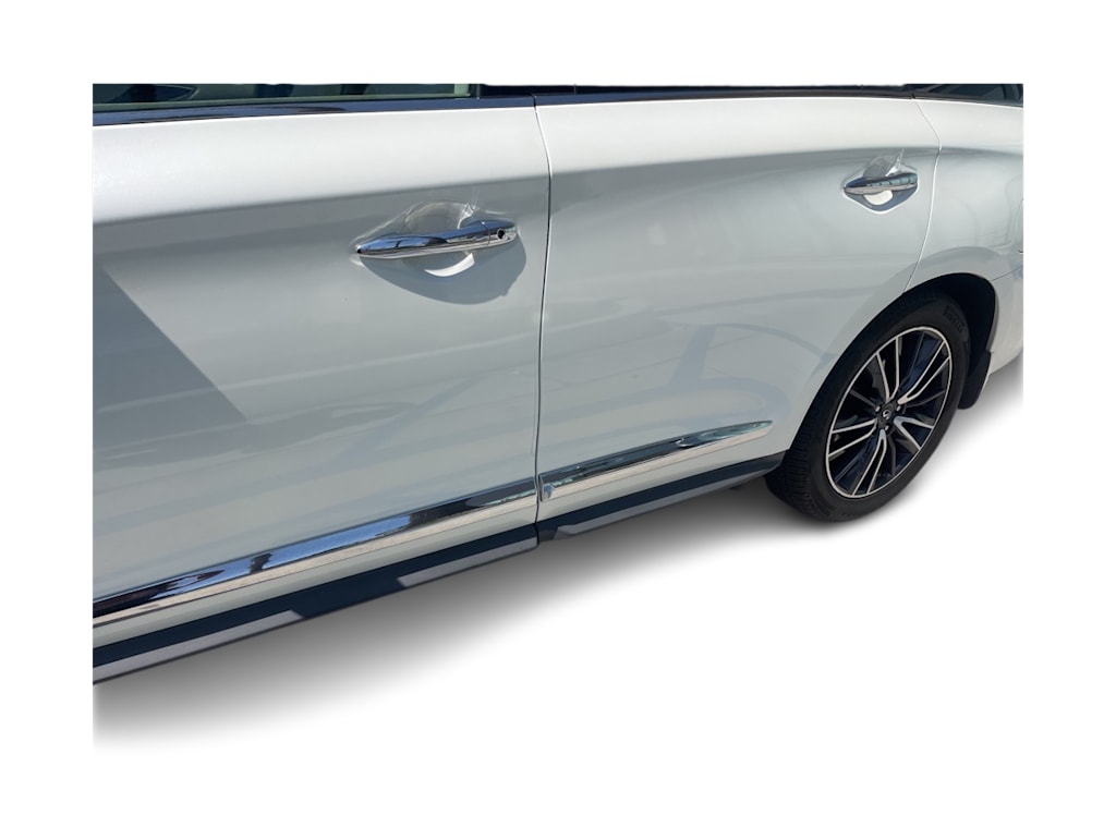 Thumbnail: 2016 INFINITI QX60 - 2