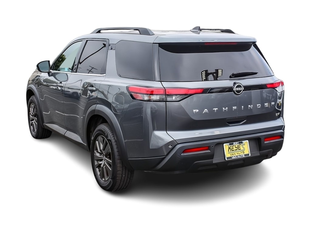 Thumbnail: 2022 Nissan Pathfinder - 3