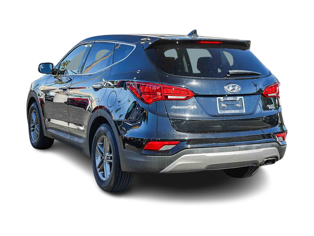 Thumbnail: 2017 Hyundai Santa Fe - 3