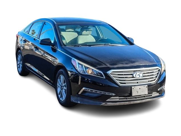 2015 Hyundai Sonata SE 18