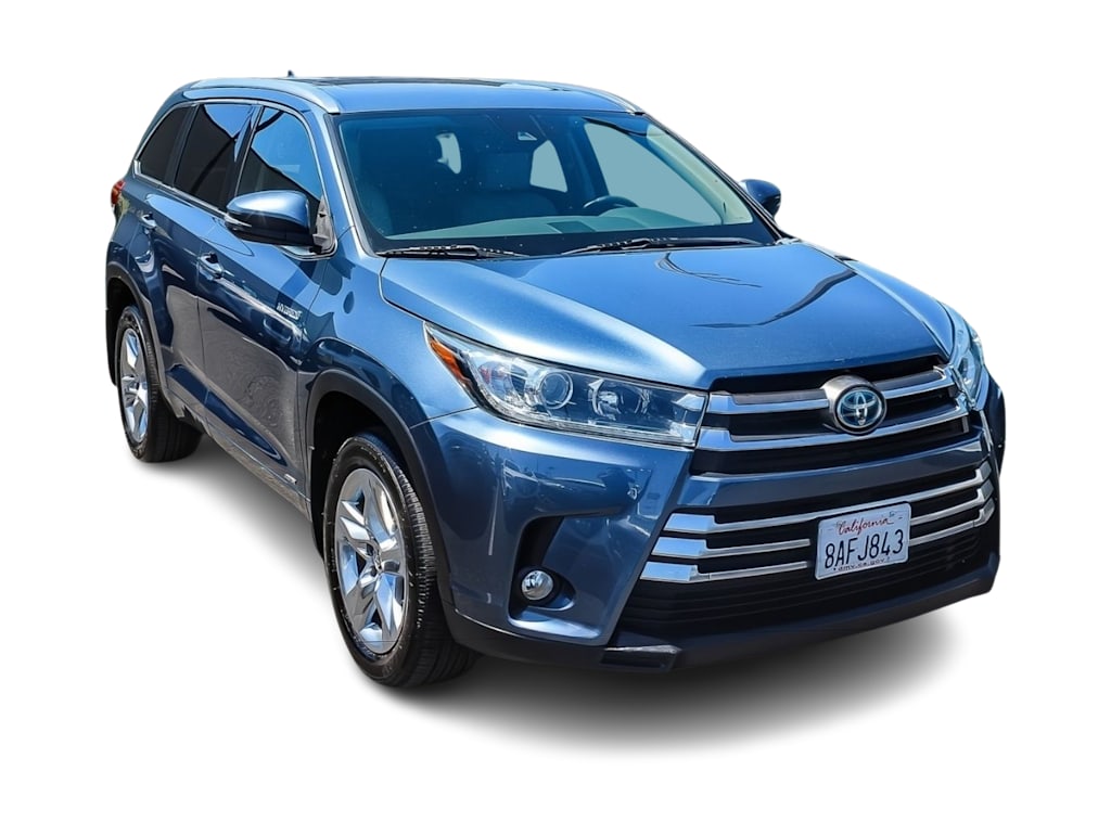 Thumbnail: 2017 Toyota Highlander - 20