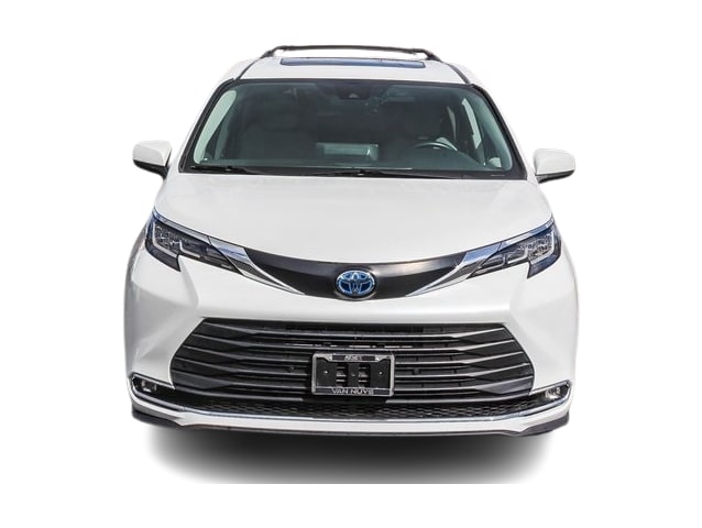 2022 Toyota Sienna XLE 5