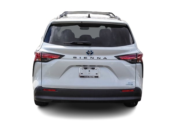 2022 Toyota Sienna XLE 4