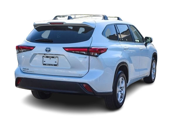 2023 Toyota Highlander LE 18