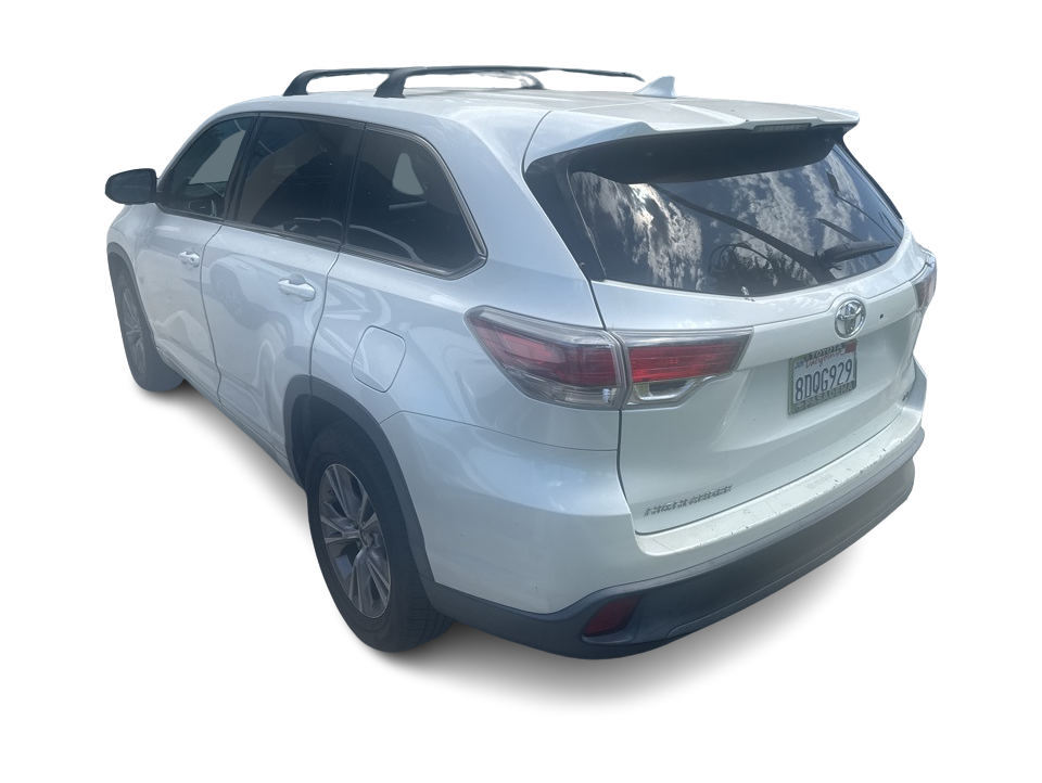 Thumbnail: 2015 Toyota Highlander - 2