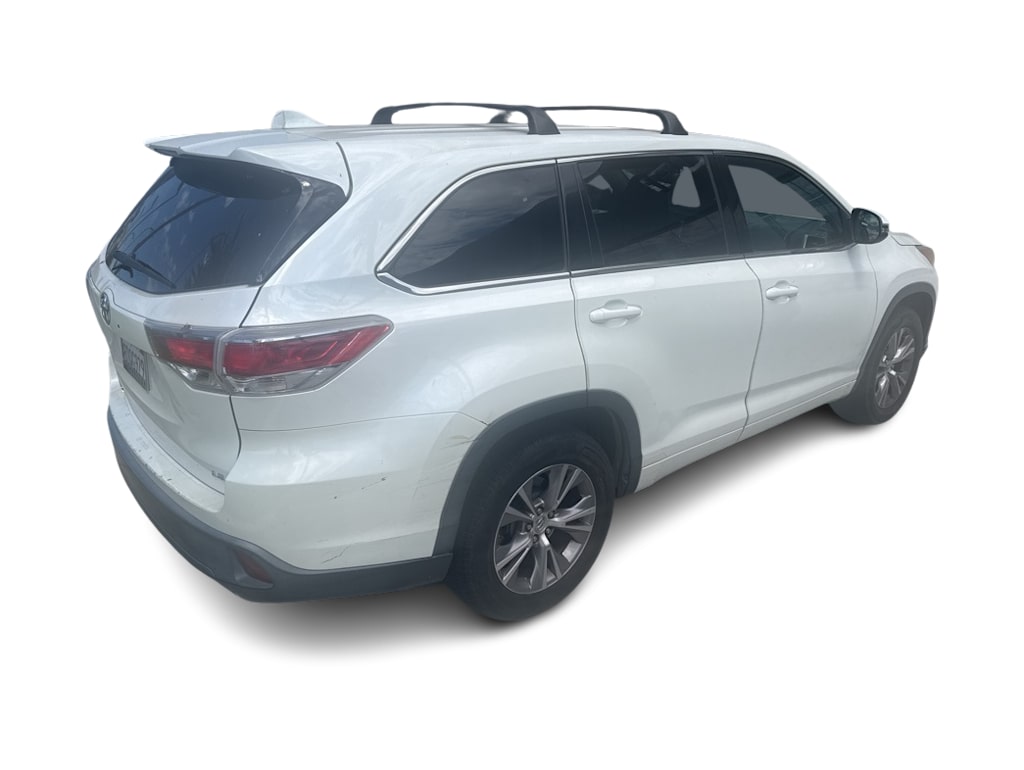 Thumbnail: 2015 Toyota Highlander - 10