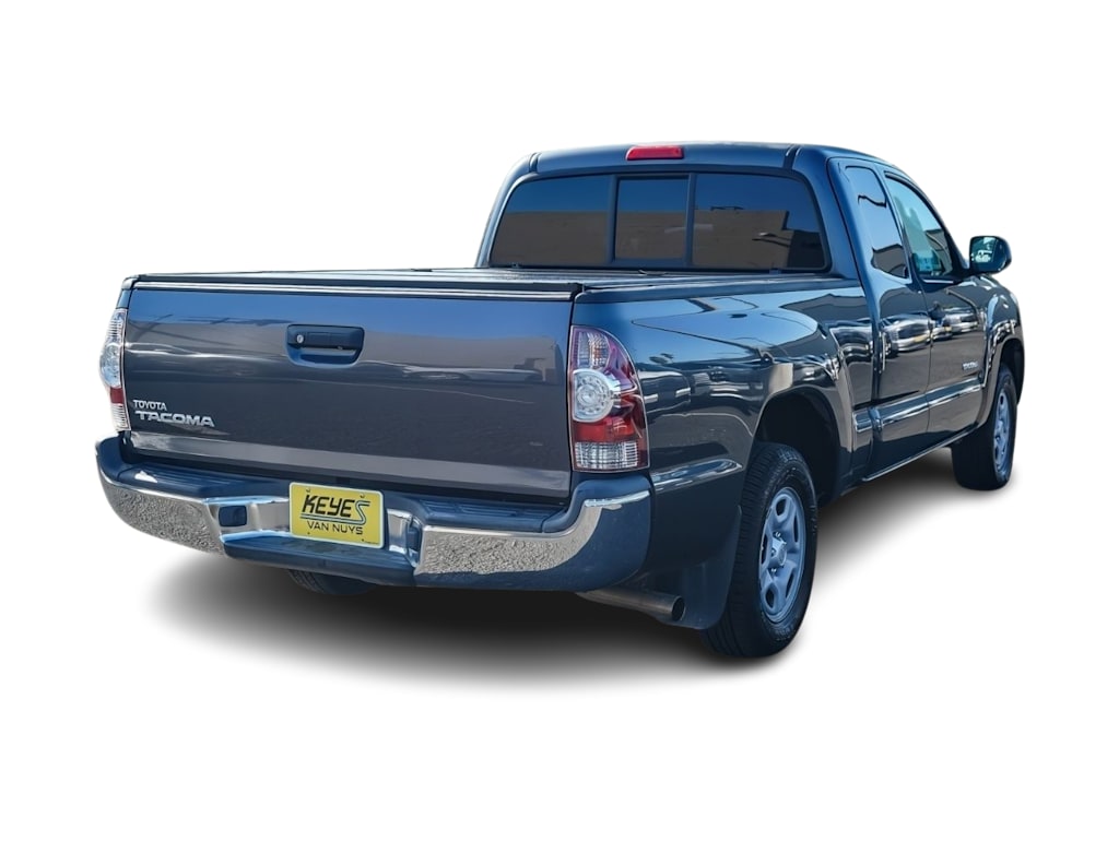 Thumbnail: 2013 Toyota Tacoma - 16