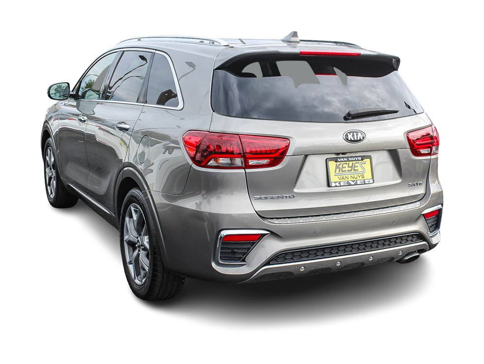 Thumbnail: 2019 Kia Sorento - 3