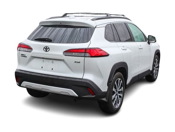 2023 Toyota Corolla Cross XLE 18