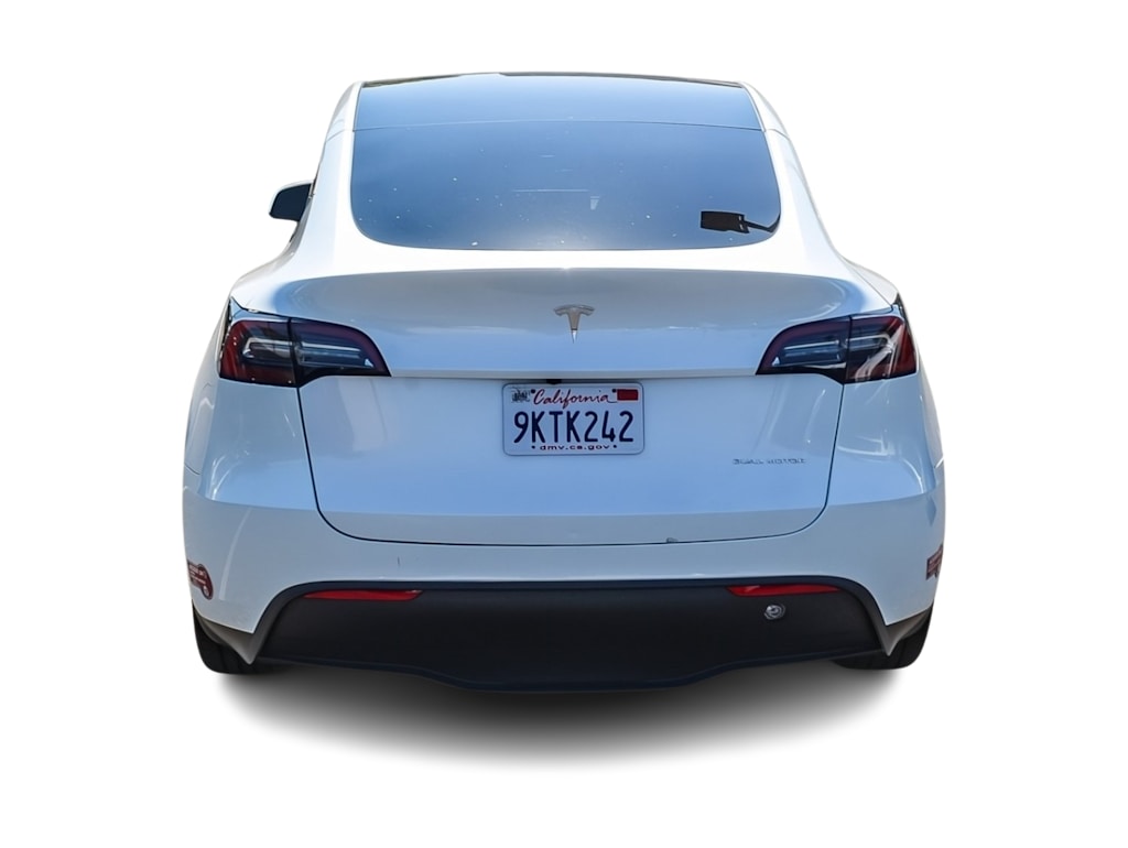 Thumbnail: 2024 Tesla Model Y - 4