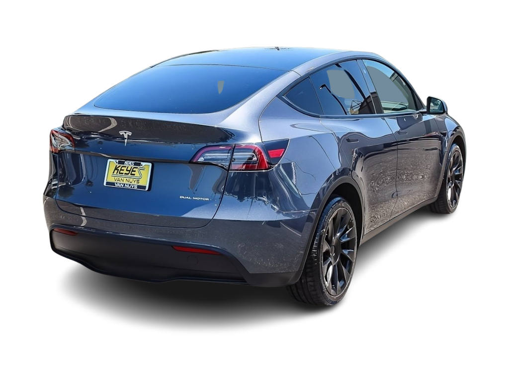 Thumbnail: 2023 Tesla Model Y - 18