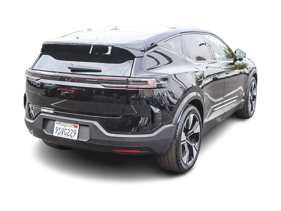 Thumbnail: 2025 Polestar 3 - 16
