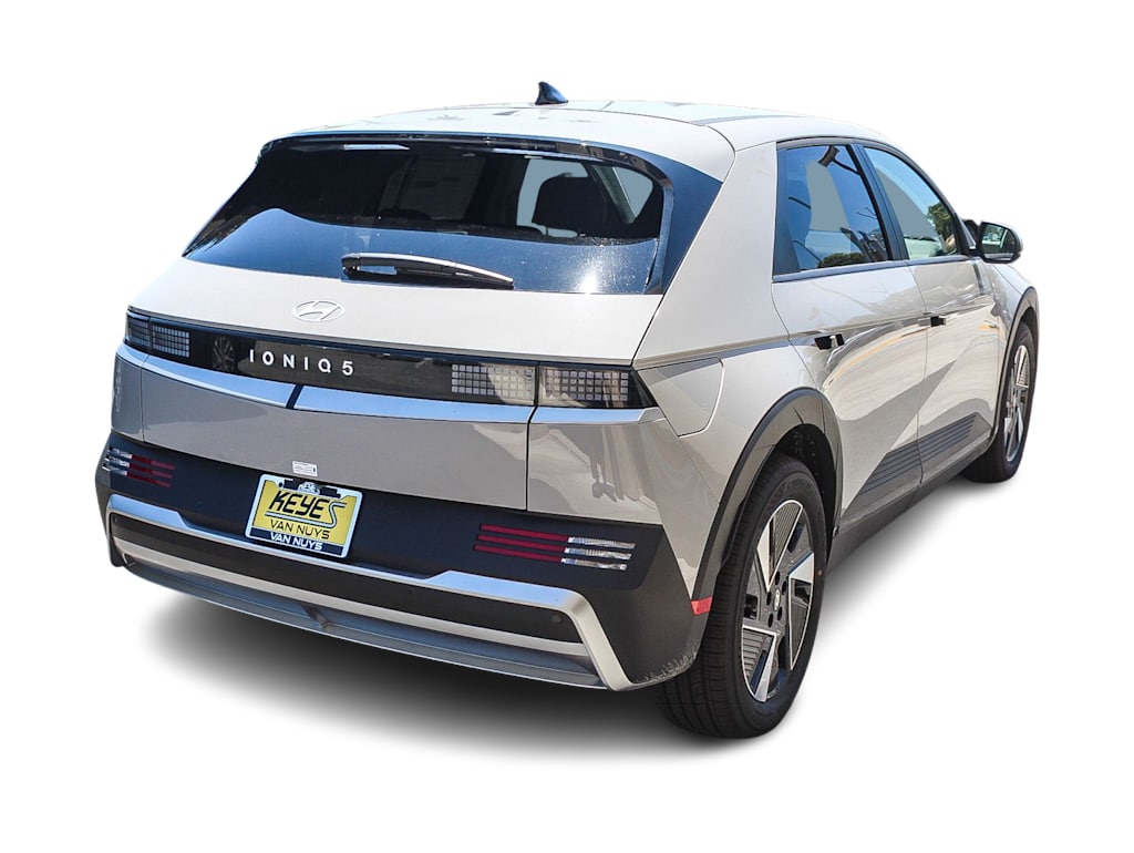 Thumbnail: 2026 Hyundai Ioniq 5 - 17